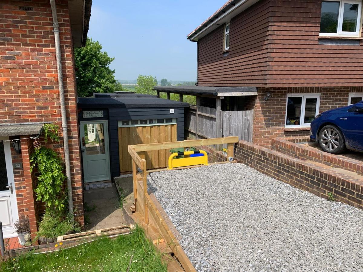Meadow View - A Studio With Free Parking And A Sunny Terrace Lewes Exterior foto
